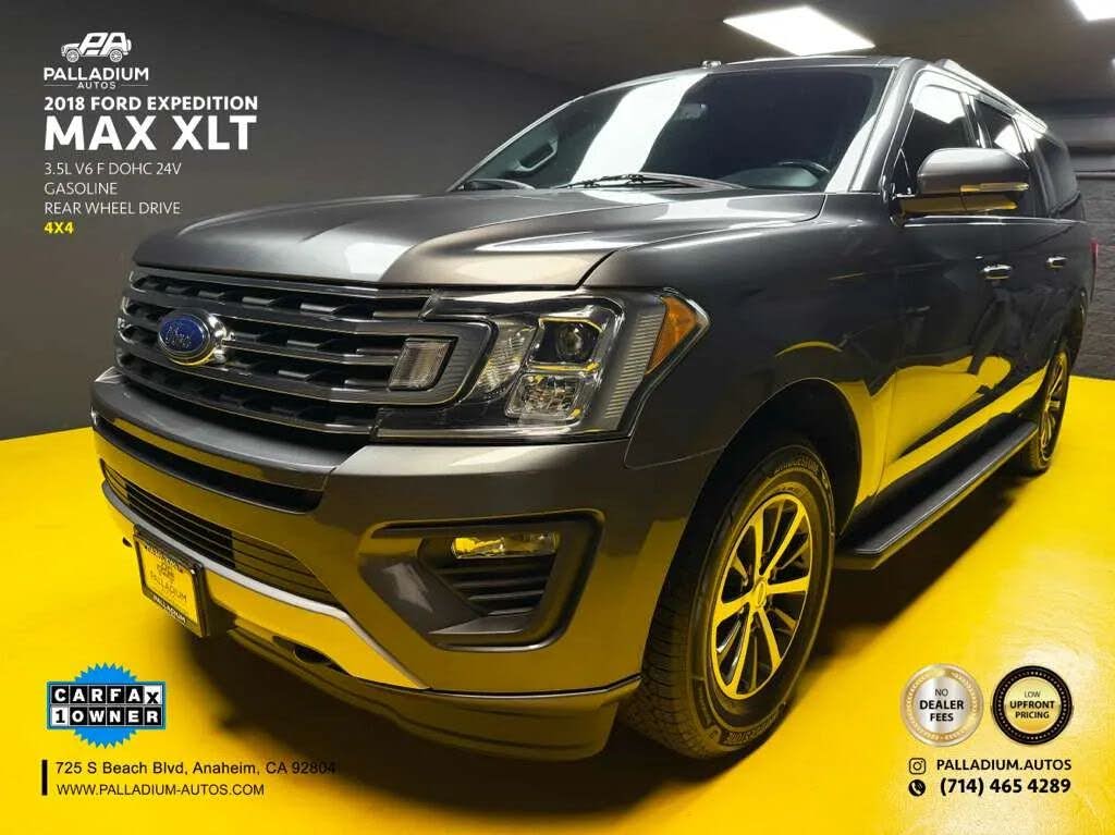 Gray 2018 Ford Expedition SUV / Crossover Four-Wheel Drive Automatic