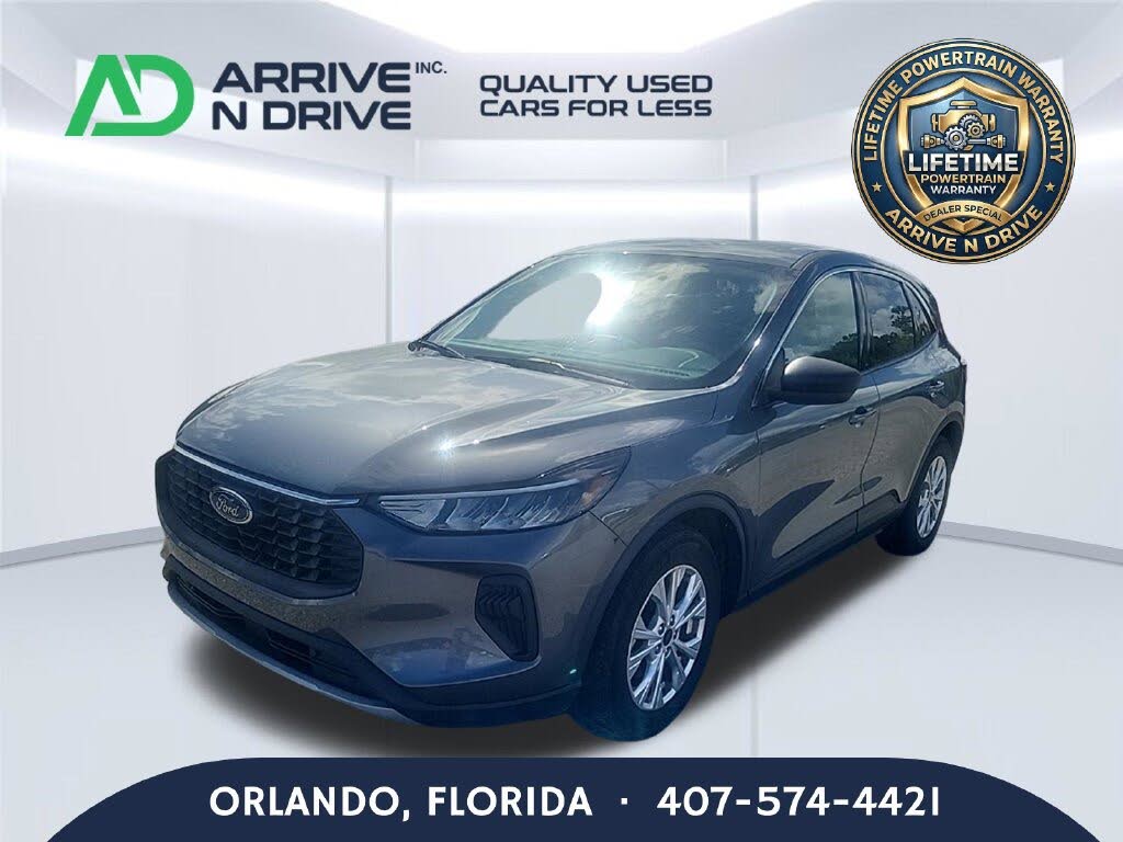Iconic Silver Metallic 2024 Ford Escape SUV / Crossover Front-Wheel Drive 8-Speed Automatic