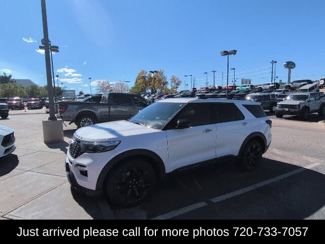  2023 Ford Explorer ST AWD   