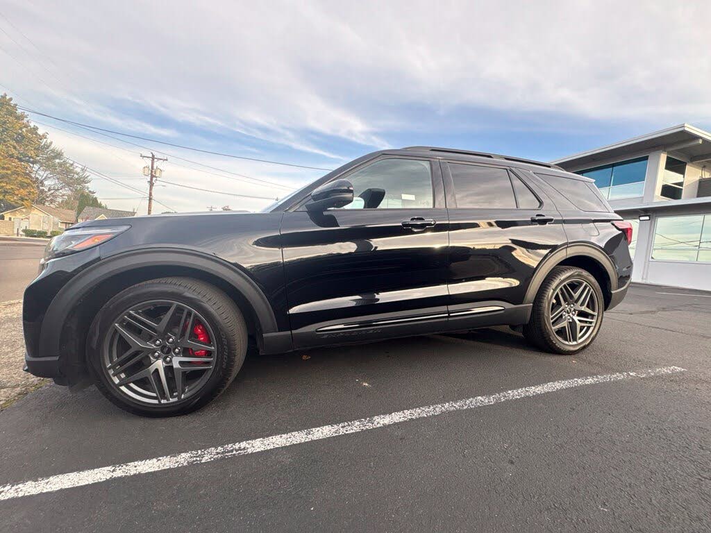  2025 Ford Explorer SUV / Crossover All-Wheel Drive Automatic