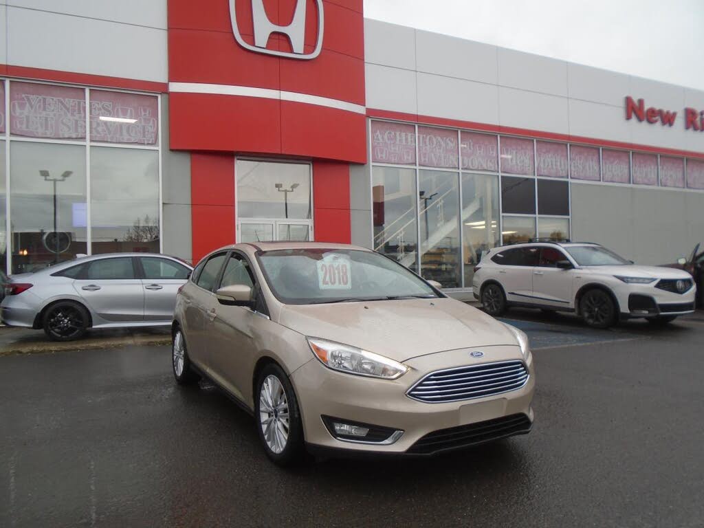 Brown (Beige) 2018 Ford Focus Hatchback Front-Wheel Drive Automatic