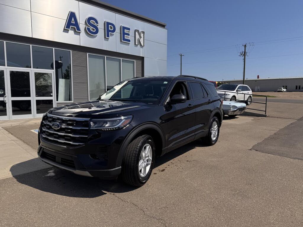 Agate Black Metallic (UM) 2026 Ford Explorer SUV / Crossover All-Wheel Drive Automatic