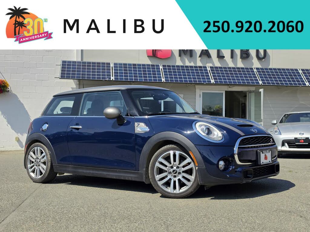 Blue 2017 MINI Cooper Hatchback Front-Wheel Drive Automatic
