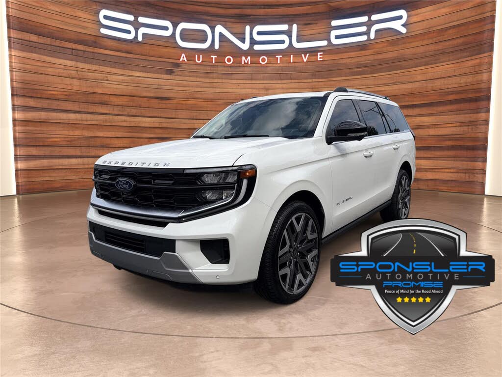 Star White Metallic Tri-Coat 2026 Ford Expedition SUV / Crossover Four-Wheel Drive Automatic