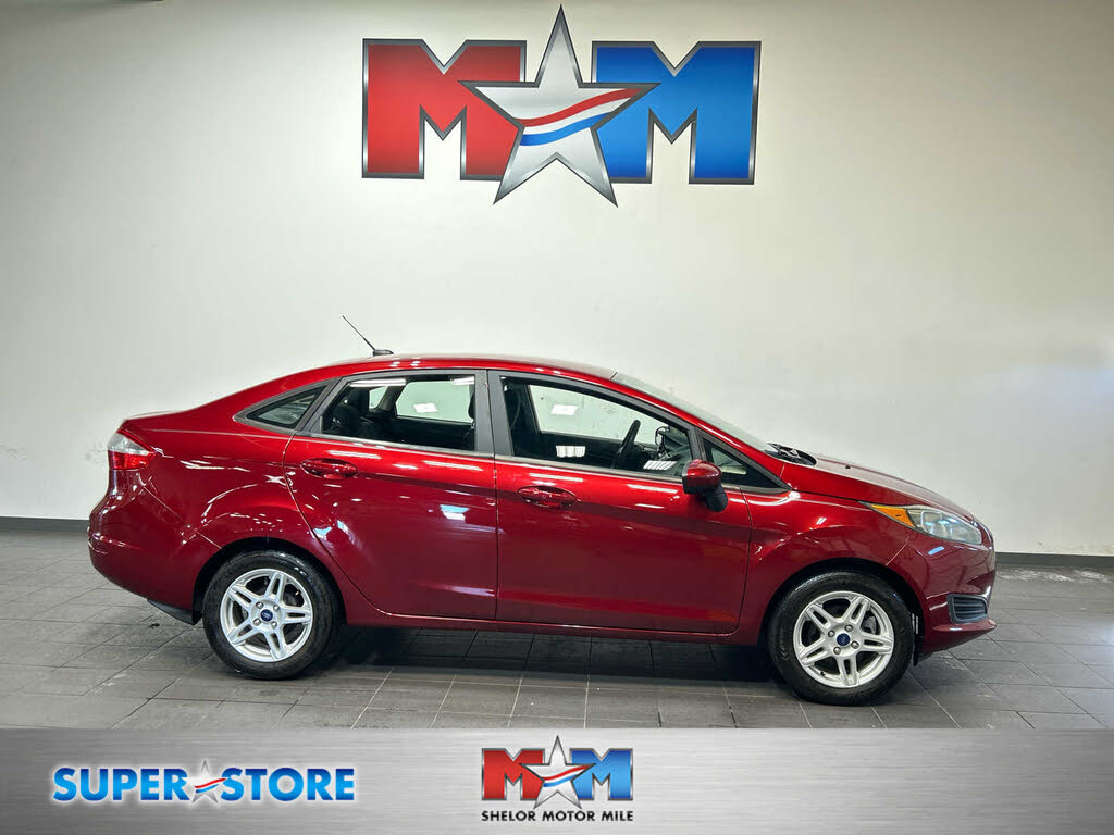 Ruby Red Metallic Tinted Clearcoat 2017 Ford Fiesta Sedan Front-Wheel Drive 6-Speed Automatic
