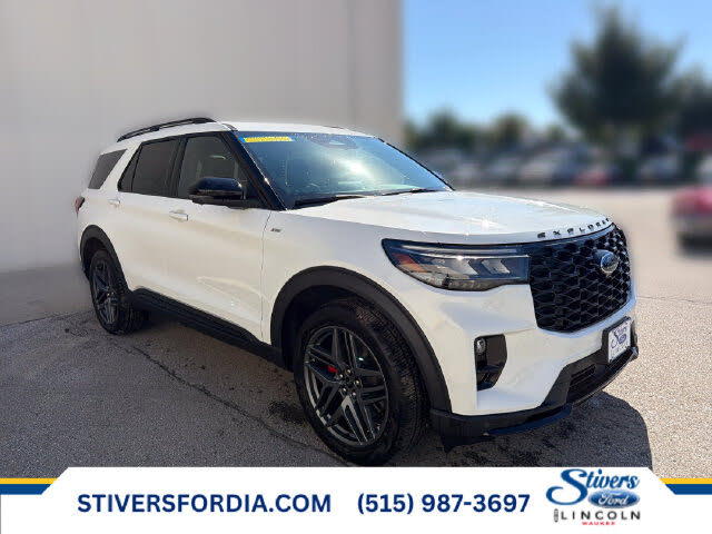 Star White Metallic Tri-Coat 2026 Ford Explorer SUV / Crossover All-Wheel Drive Automatic