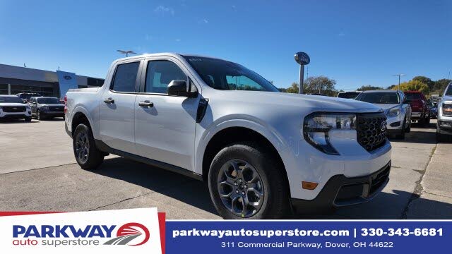 Space White Metallic 2026 Ford Maverick Pickup Truck Front-Wheel Drive 8-Speed Automatic