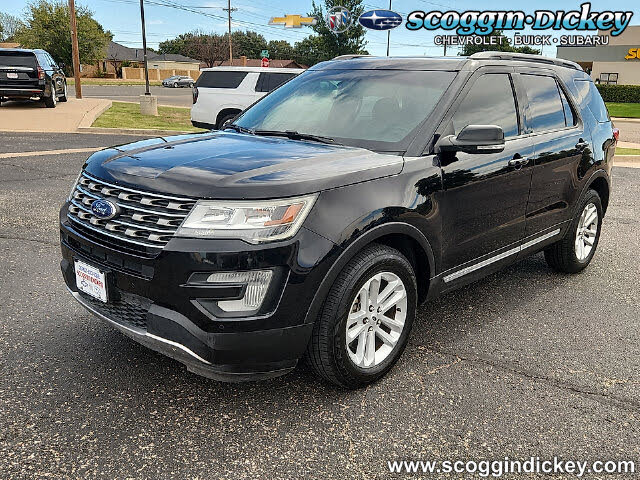  2016 Ford Explorer XLT   