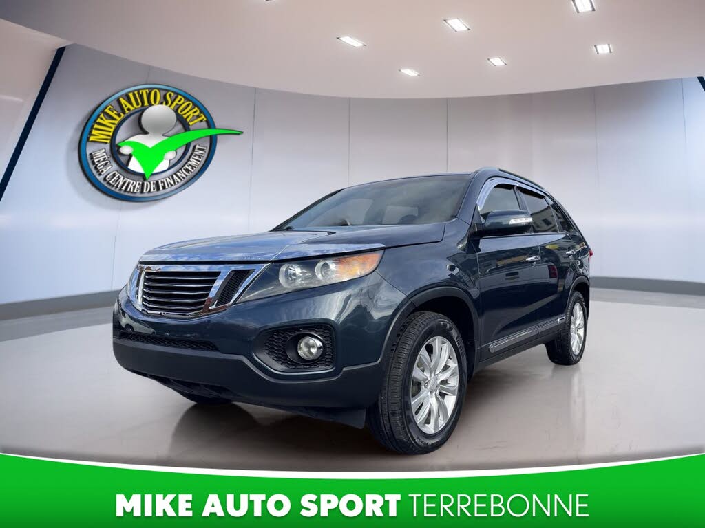 Gray 2011 Kia Sorento SUV / Crossover Front-Wheel Drive Automatic