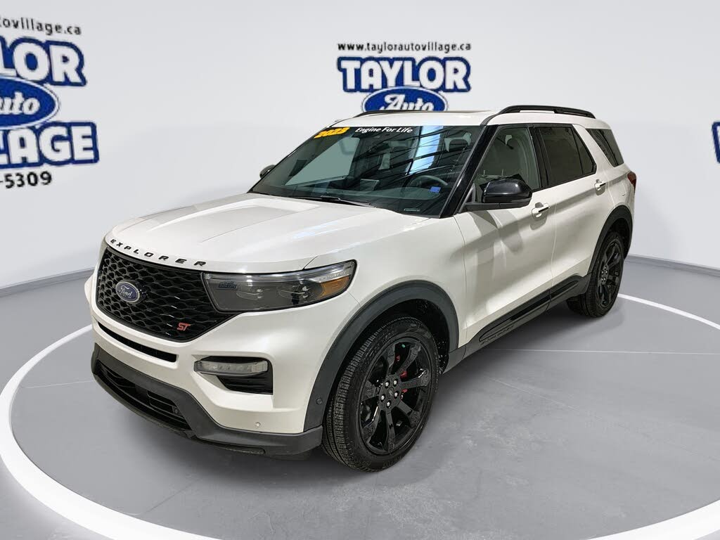 White 2023 Ford Explorer SUV / Crossover All-Wheel Drive Automatic