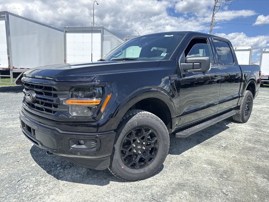 Agate Black Metallic 2026 Ford F-150 Pickup Truck Four-Wheel Drive Automatic