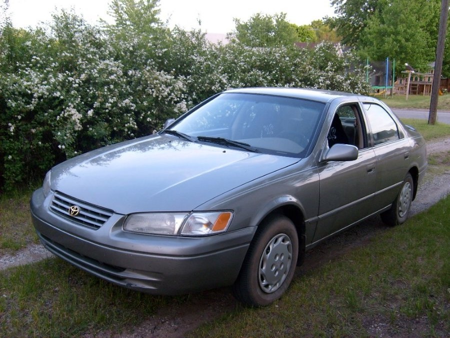 1997 toyota camry le v6