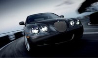 2006 Jaguar S-TYPE R Overview 2006 Jaguar S-TYPE R Overview