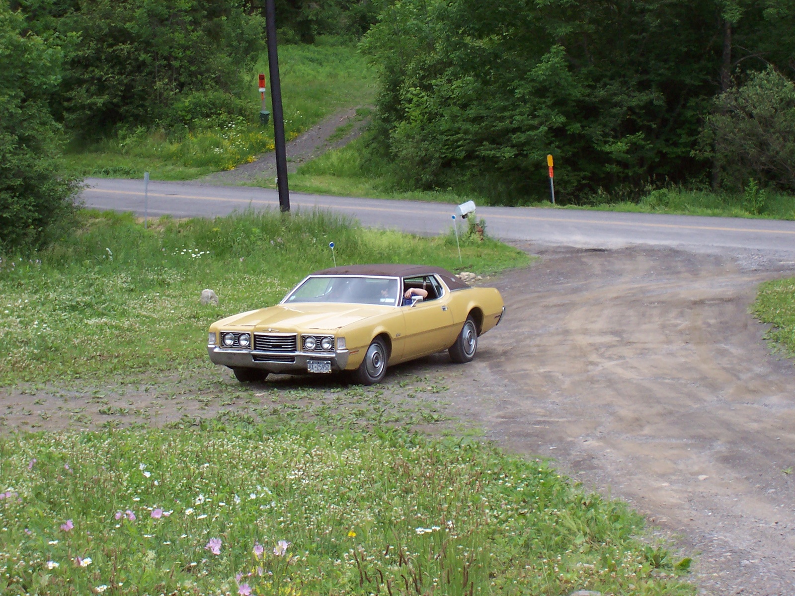 1997 Ford thunderbird curb weight #6