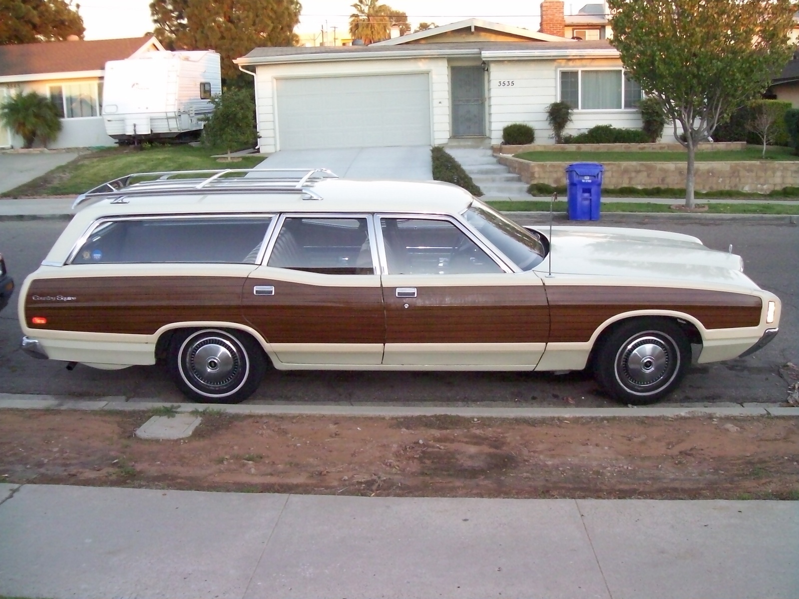 Ford Country Squire 1969