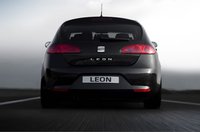 Leon Leon