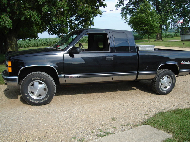 GMC Sierra 1500 pic 2