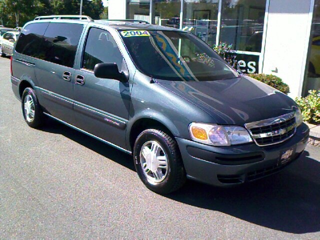 2004 chevy venture van