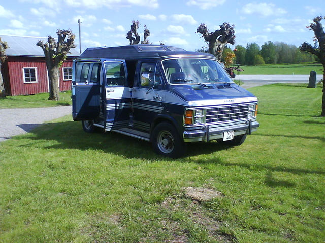 Dodge Ram van 1980