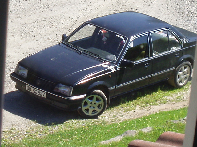 Opel ascona 1982