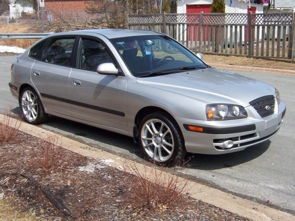 2004 Hyundai Elantra Test Drive Review Cargurus