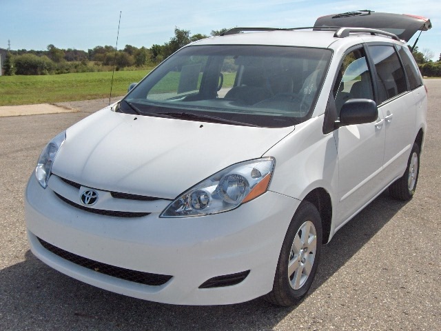 2008 toyota sienna xle v6