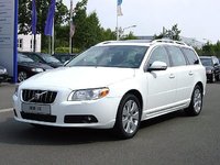 2008 Volvo V70 Overview