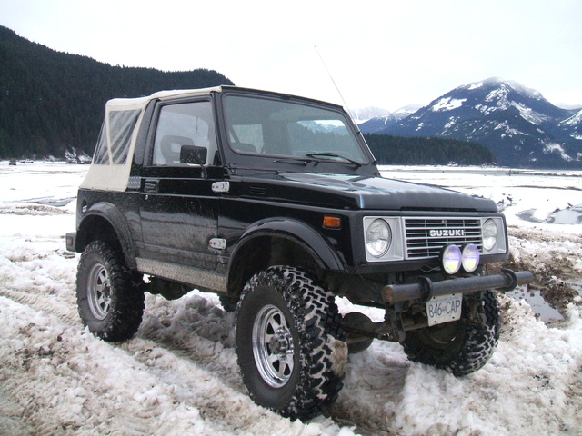 1990 Suzuki Samurai - Pictures