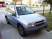 2002 Chevrolet Tracker Overview