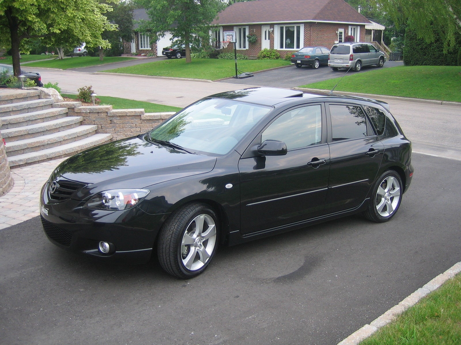 Мазда хэтчбек 2006. Mazda 3 2006 хэтчбек. Мазда 3 универсал 2006. Мазда 3 хэтчбек 2006 года.