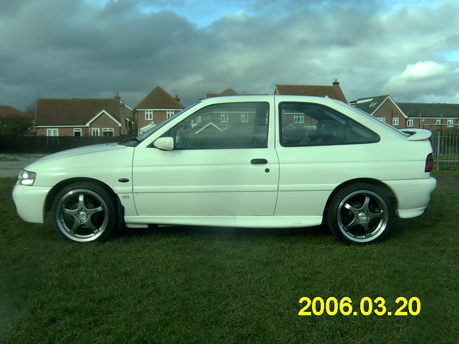 1988 Ford escort gl wagon #4