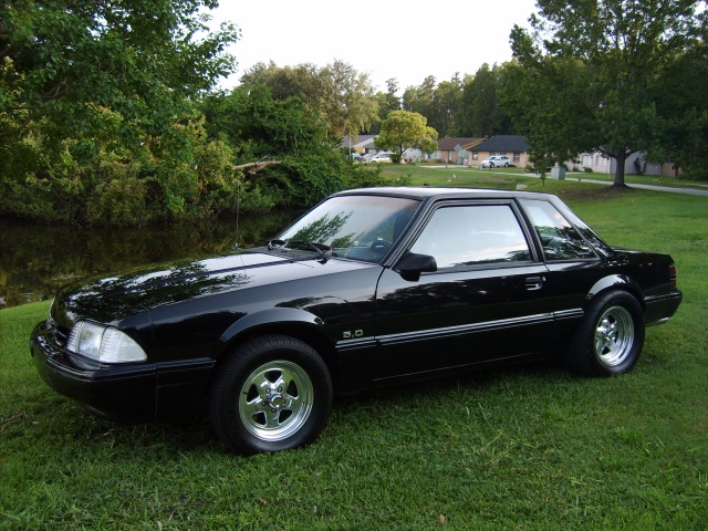 1990 Ford mustang sedan #10