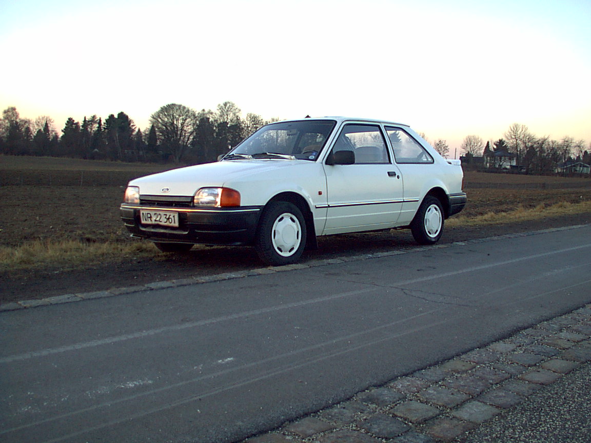 1989 Ford escort lx specs #7