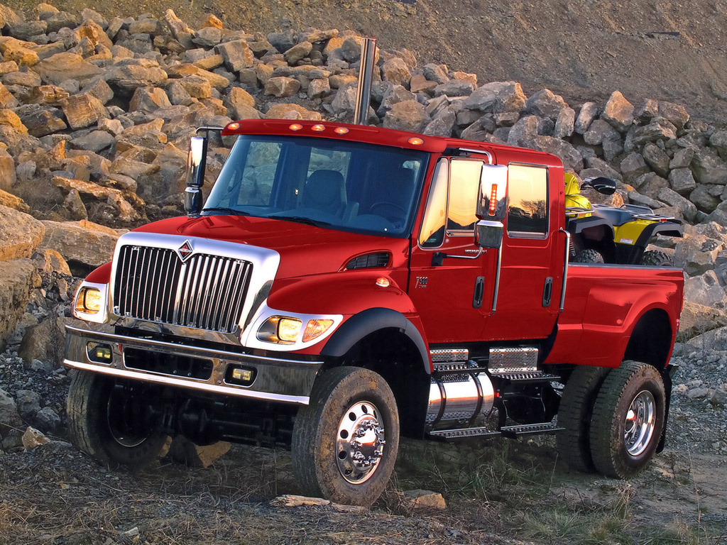 2005 International Harvester CXT Overview CarGurus