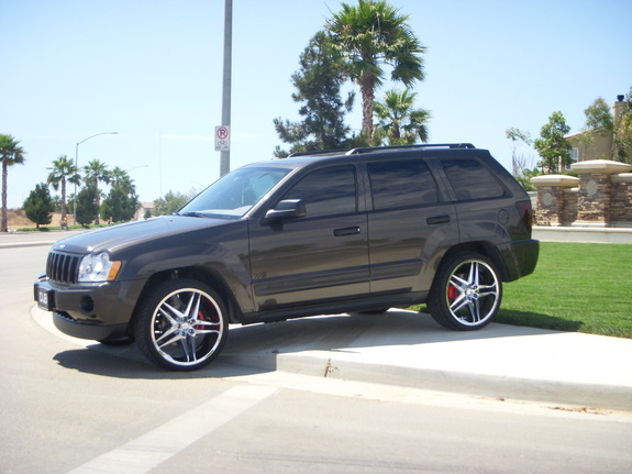 2005 jeep grand cherokee v6 reviews