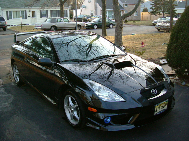 2003_toyota_celica_gts pic 15995 640x480