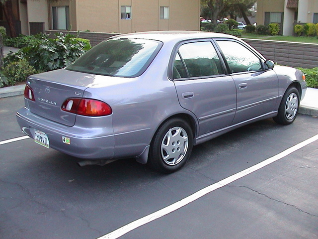 Toyota corolla универсал 1998