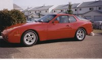 944 944