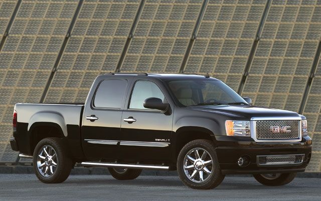 This 2008 GMC Sierra 1500 Is Coming Along Nicely - Design Corral