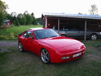 944 944