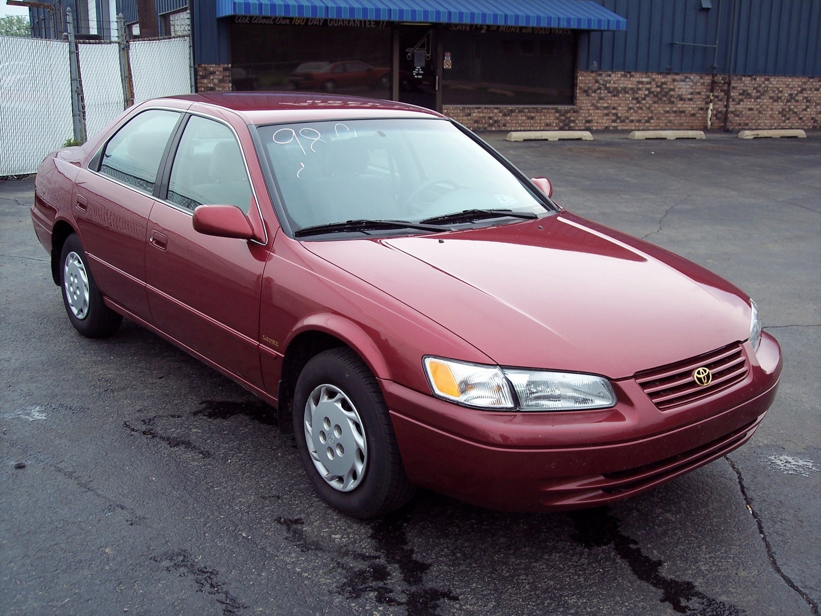 1998 toyota camry oil capacity