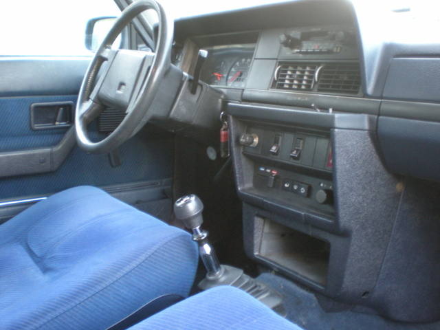 1986 Volvo 240 - Interior Pictures - CarGurus