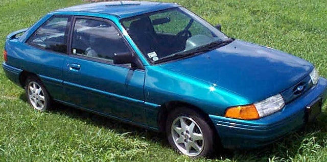Отзыв об автомобиле Ford Escort (1994 г.)