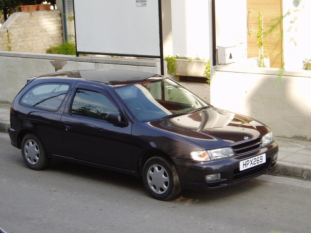 Nissan almera 1996