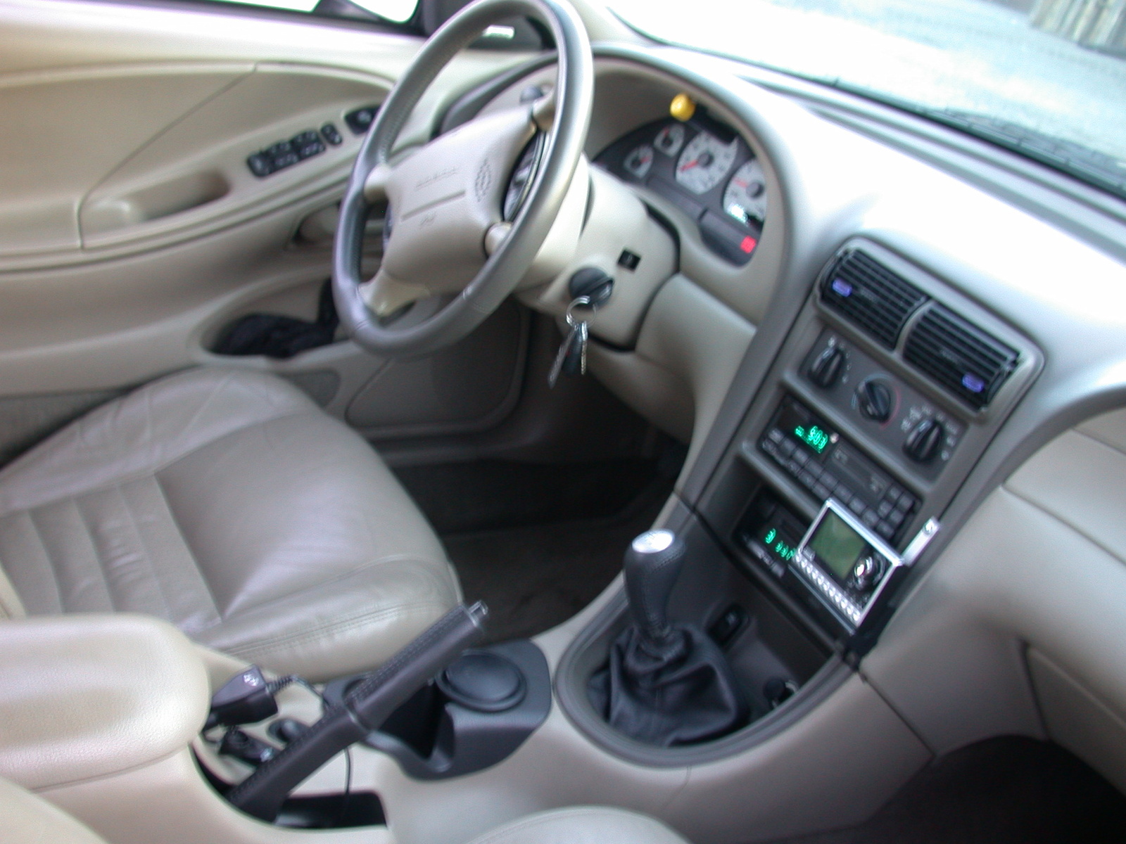 1999 Ford mustang interior pictures #2