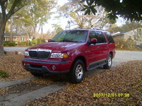 1999 Lincoln Navigator Overview