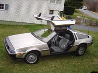 1981 DeLorean DMC-12 Overview