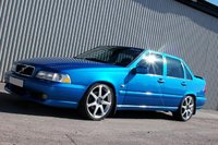2000 Volvo S70 Overview