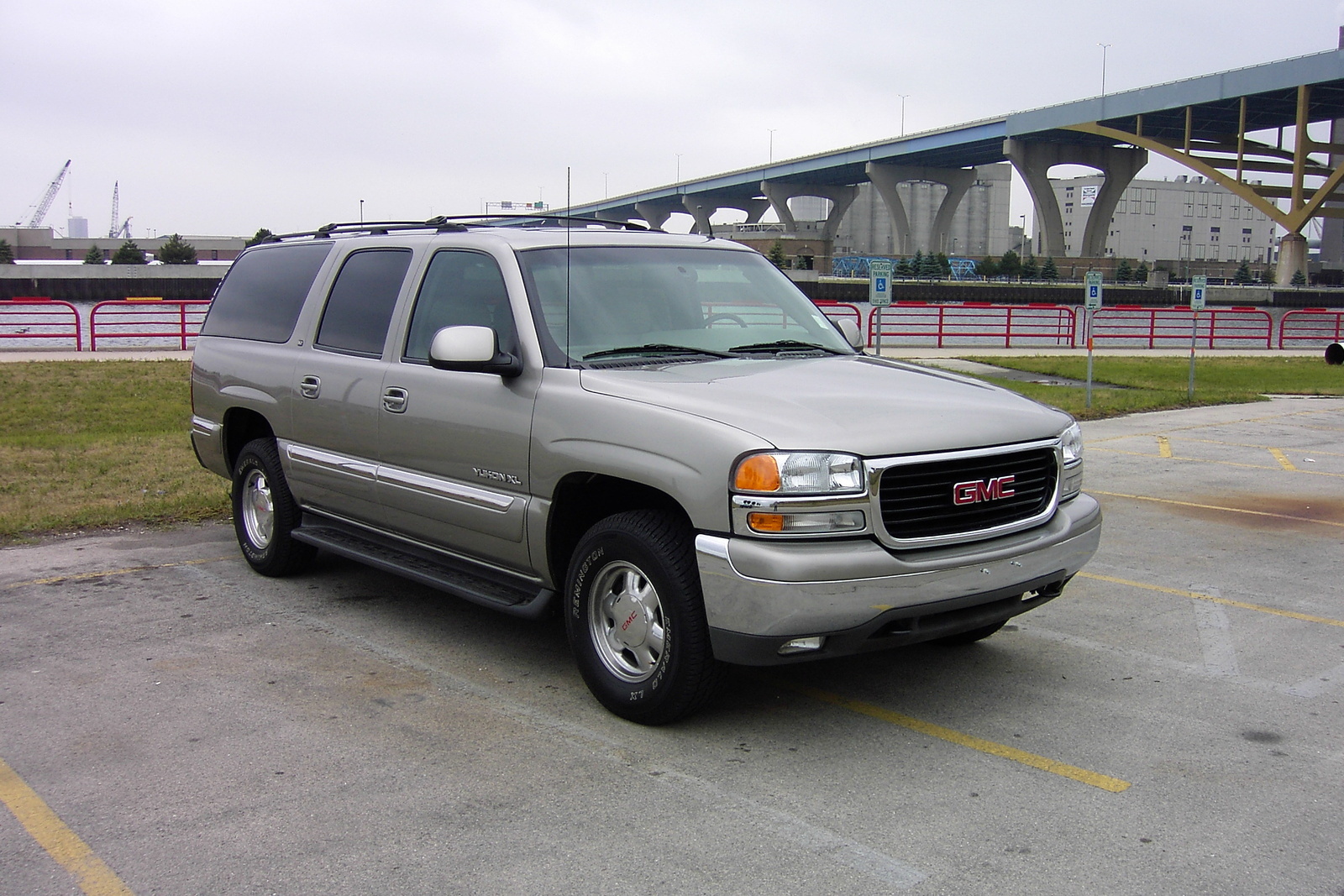 gm navigation disc 2005 yukon