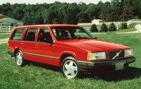 1990 Volvo 740 Overview